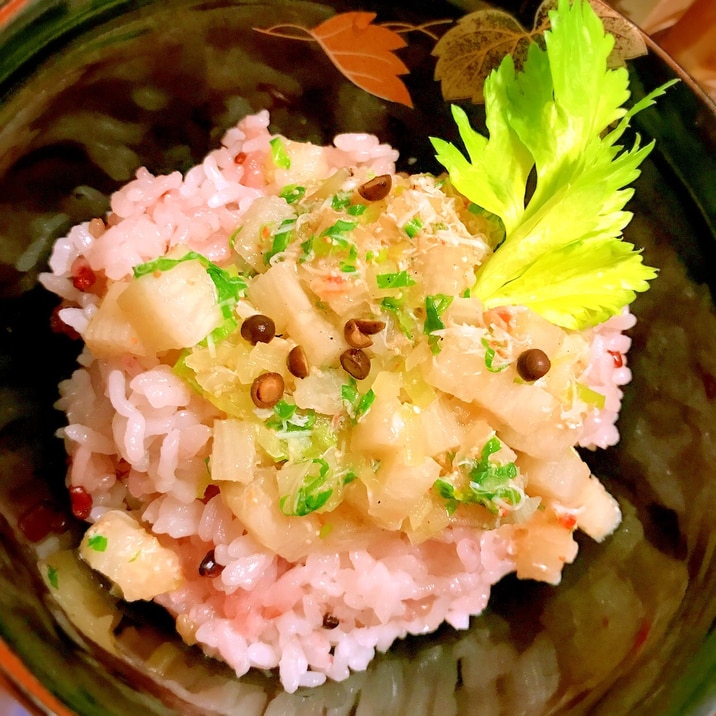 蟹とセロリのゆるトロほくサク！？長芋あんかけ飯